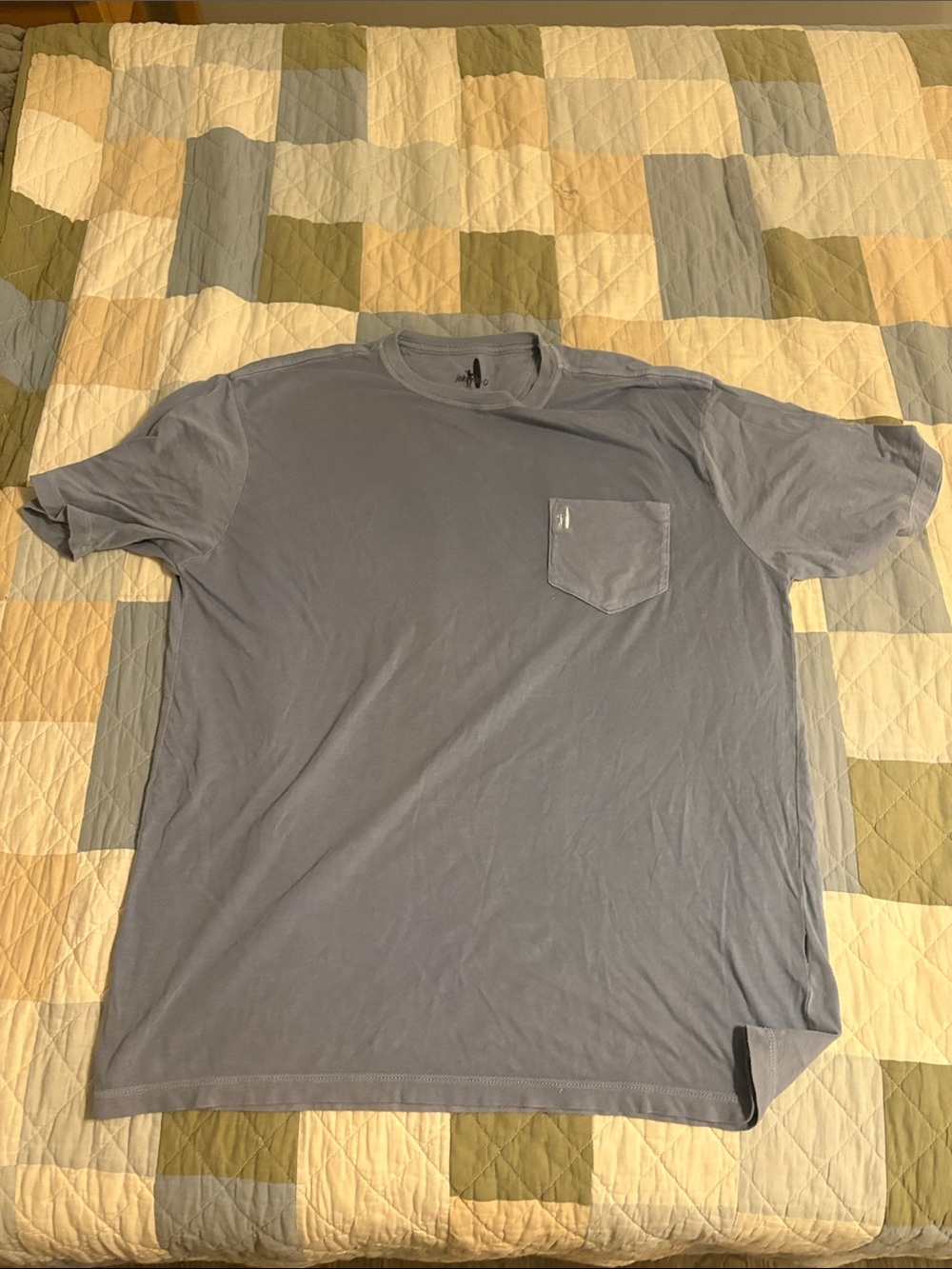 johnnie-O Soft Pocket Tee in Light Blue men’s large
